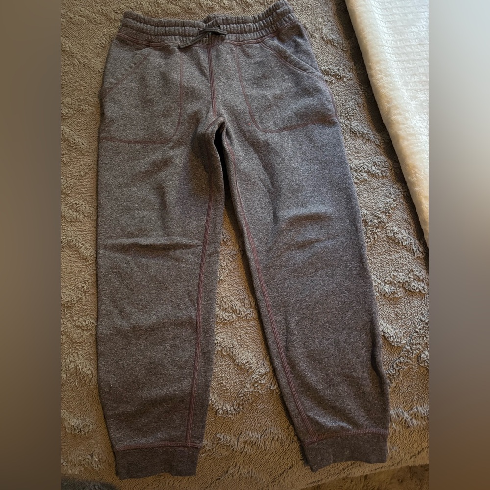 Ivivva Joggers, Size 7